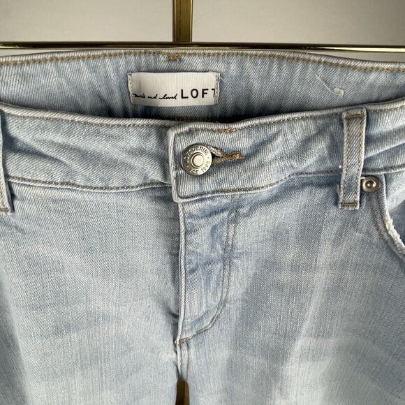 Ann Taylor Loft Light Wash Boyfriend Stretch High Rise Jeans size 12/31 - Picture 3 of 8